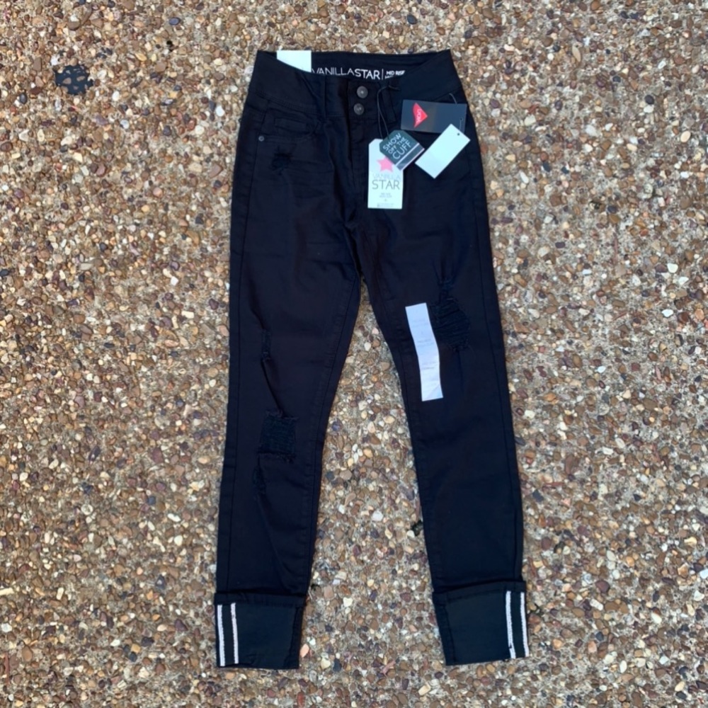 Vanilla Star Mid Rise High Cuff Black Distressed Capri Pants Show Off the Cuff